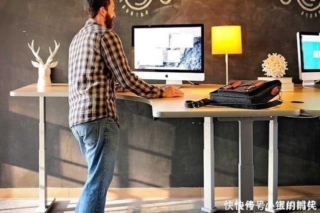 骨科与运动物理治疗杂志|坐多久算久坐,站多久能抵消久坐的伤害?世界卫生组织给出标准