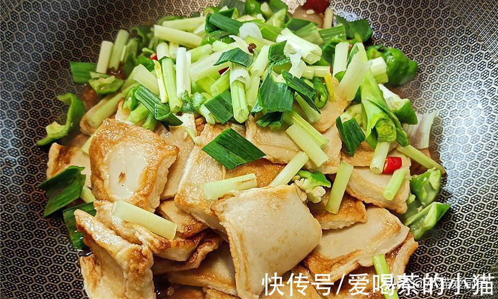 教你在家做干锅千页豆腐，香味浓郁，风味独特，一点都不比饭店差