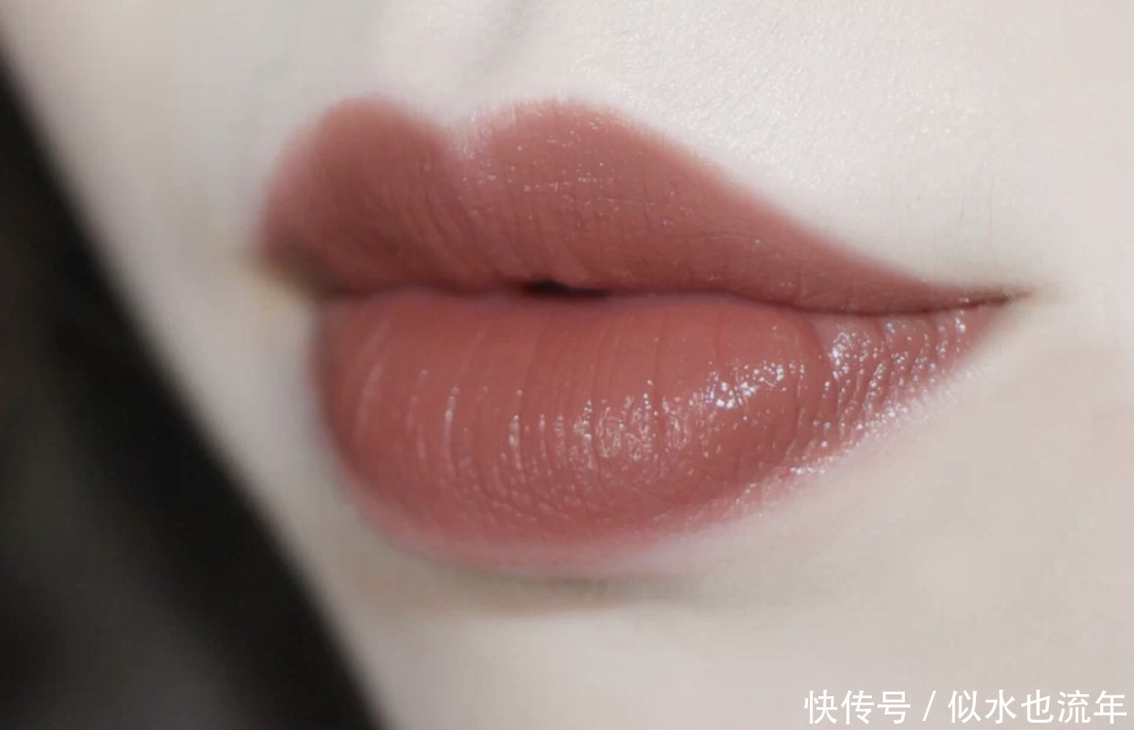 小仙女|今年夏天流行的口红颜色来了，气质清新又减龄，叠涂百搭不会错