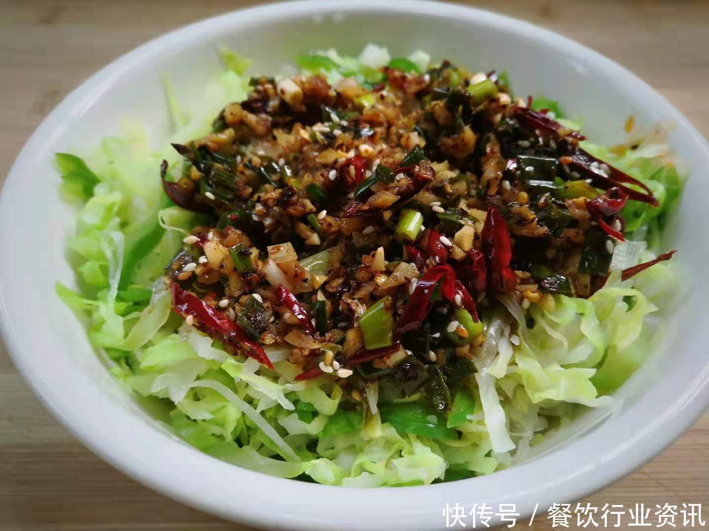 收割|天热多做这菜吃，富含天然叶酸，一斤8毛，买来一烫一拌，真爽口