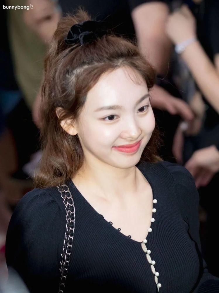 发量少发际线高的女生,赶紧试试这几款刘海!