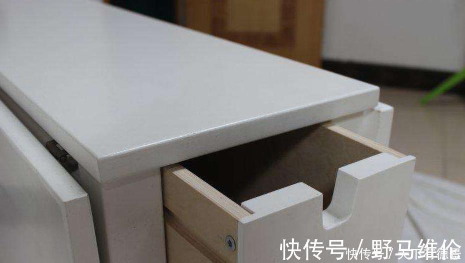 盛行|家里别再买餐桌了,如今都盛行用这个,体积小能隐形,太实用了