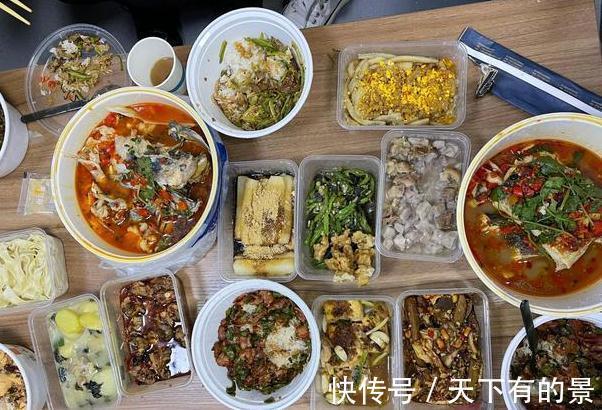 孙红雷晒工作餐看着真过瘾,每道菜都超有食欲,隔着屏幕流口水