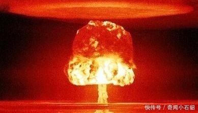 巴尔 科考船队员冒死记录:首颗氢弹爆炸,巨大橙色火球升起,17次巨响
