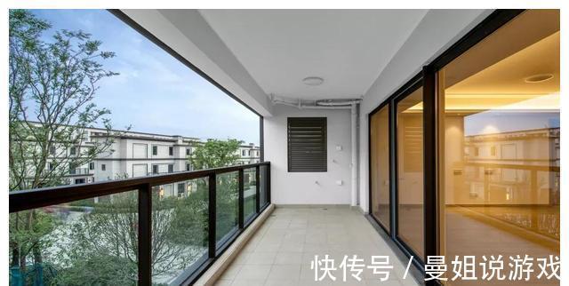 园区|奥莱旁“24开24罄”的传奇小区交付,看完后“红盘”都不香了