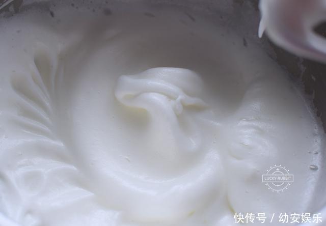 电饭锅蛋糕不蓬松还塌陷？注意这几个细节，我做一次就成功