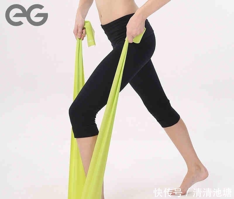 背部|英国健身男模，胸肌结实饱满腹肌迷人，一身腱子肉尽显男性魅力