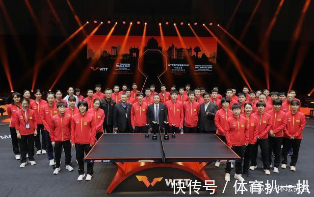 wtt|夺1冠1亚后,刘诗雯发声感谢国乒!大合影让出C位,名帅太低调