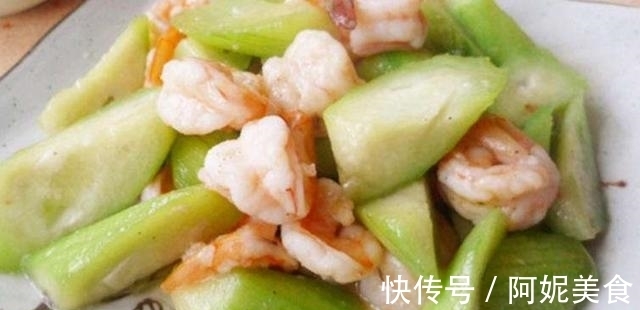 丝瓜|丝瓜5种最好吃的做法,简单美味又营养,看看你喜欢吃哪种?