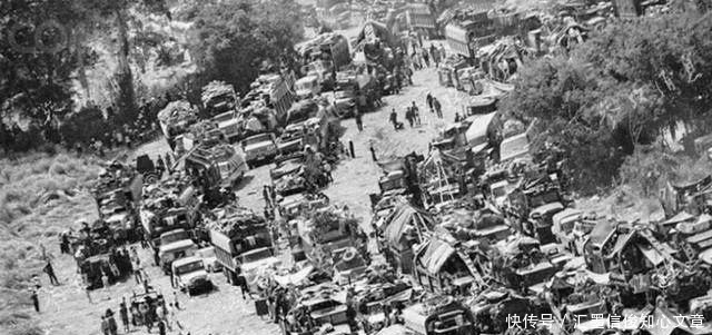 越南民主共|1975年南越军队溃逃老照片,真正的兵败如山倒