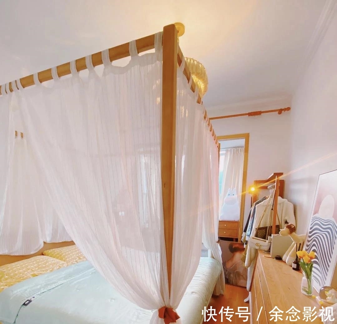 玄关|她家89㎡，空间精打细算，木头白墙，场面极度舒适，太棒了