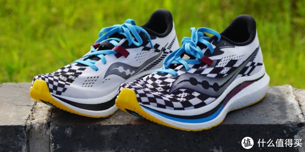 真·畅|跑鞋评测 篇四:真·畅跑云端:Saucony索康尼 Endorphin Pro啡鹏2上脚体验