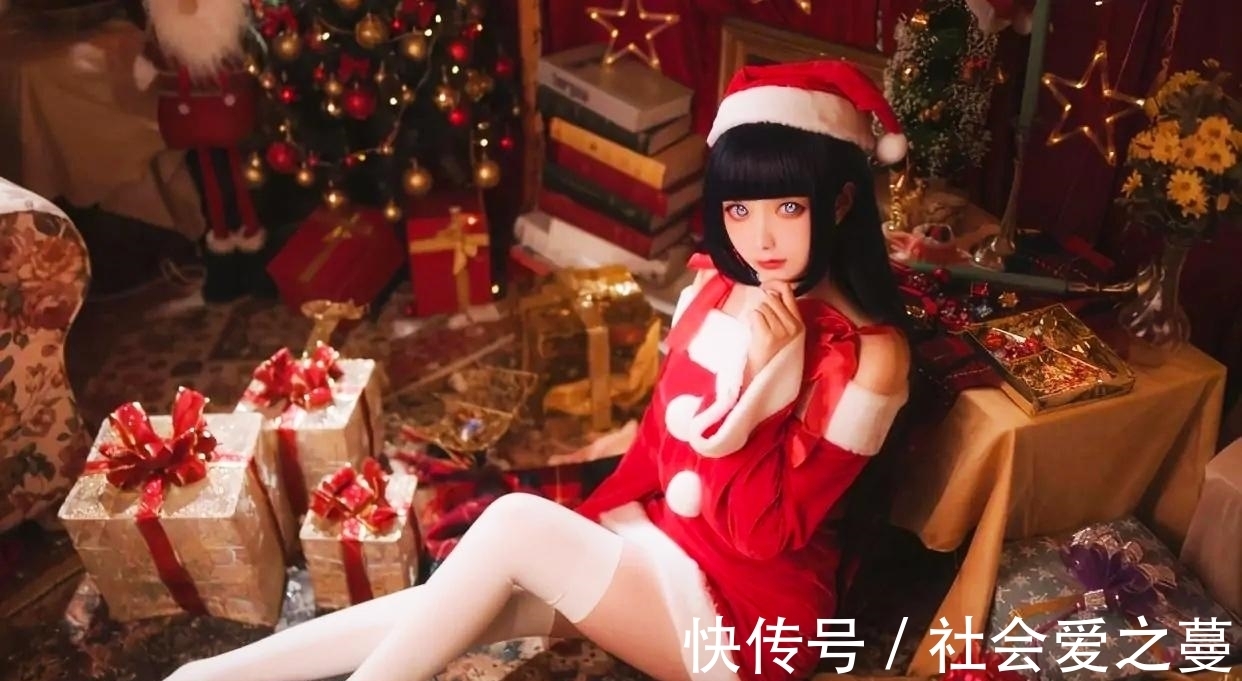 雏田美|火影cos:天天和雏田穿上红色圣诞服装,天天甜美可爱,雏田美爆