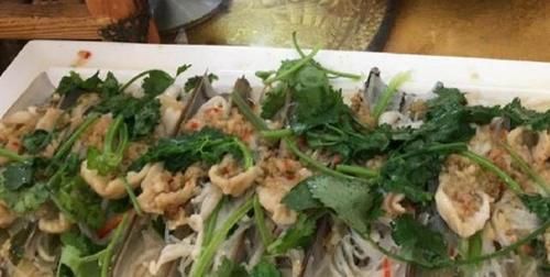 怀疑|参加婚宴随礼500元,看到宴席后却很尴尬,桌上的菜让我怀疑人生