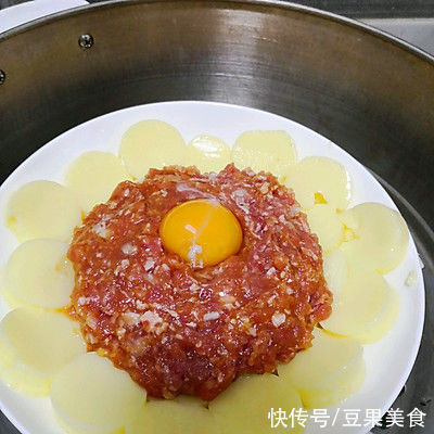让食客踏破门槛的的太阳玉子豆腐做法,学会了你也能火