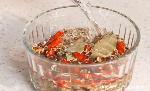 手脚冰冷怎么办?试试我吃了二十年的暖身秘籍吧!