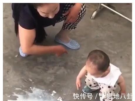 爸爸|“小话痨宝宝”打碎奶瓶和奶奶吵架,网友:别说了,是爸爸弄得!
