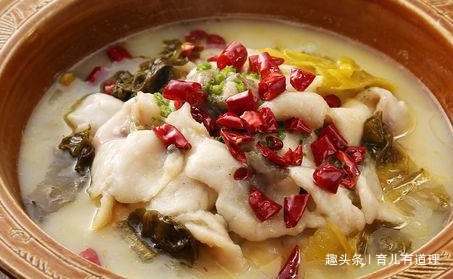 做法特别简单，好吃开胃，学会了在家也能吃出饭店做的味道