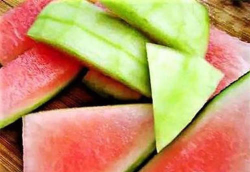 小王|女性想要身体好，不妨多吃3种食物，排毒养颜，抵抗衰老