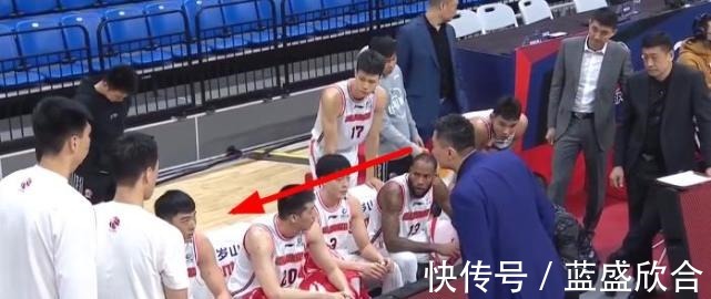同曦队|广东队送给对手15连败!易建联被粤媒称赞,两人可以放弃了!