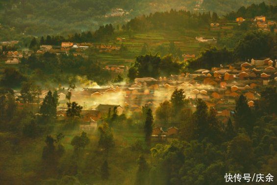 积雨辋川庄作&王维隐居辋川写下一诗,宛如一幅水墨画,美不胜收