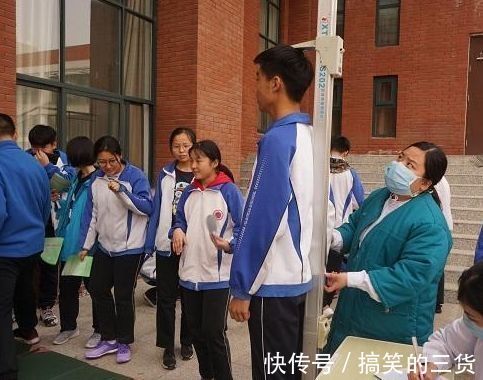 家长|孩子骨骺线闭合前，会有3个变化，家长做好2点，孩子多长8公分