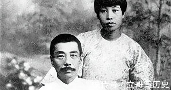鲁迅@许广平:婚后用被面做衣裳,存私房钱,鲁迅病中看陌生女人画像
