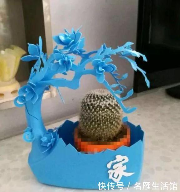 洗衣液用完了,空桶不要丢,咔嚓剪一剪,秒变漂亮大花盆