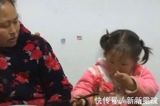 一日三餐|“超硬核”奶奶专治孩子不吃饭,方法简单粗暴,妈妈们却吵成一团