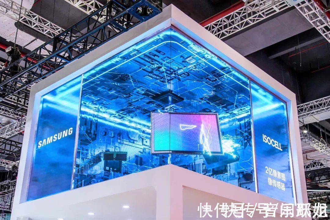 外资企业|不一样的视角看进博:三星展台“转馆”背后的战略深意