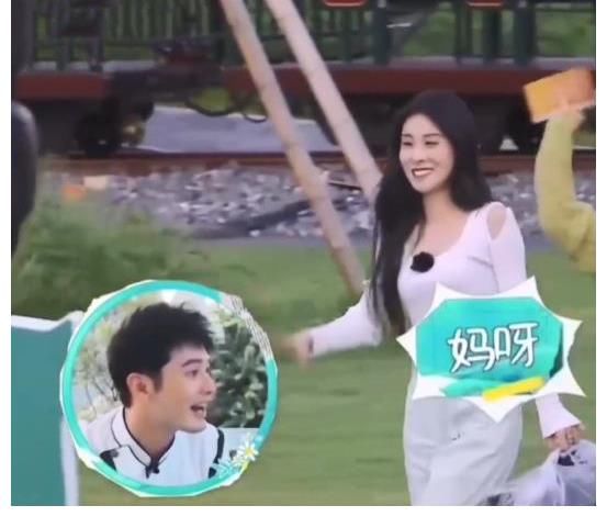 黄晓明|赵丽颖回归《中餐厅5》，黄晓明连喊2声“妈呀”，遭颖宝无情回怼