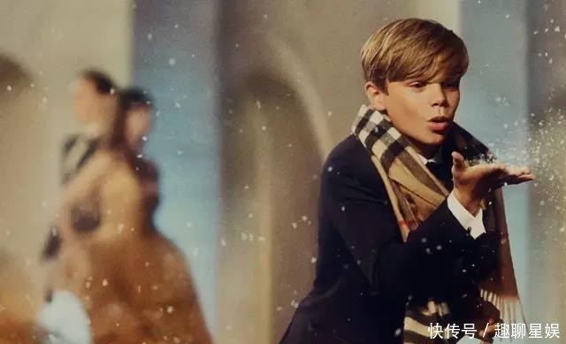 格纹|暖冬来袭 寺库上线burberry格纹围巾