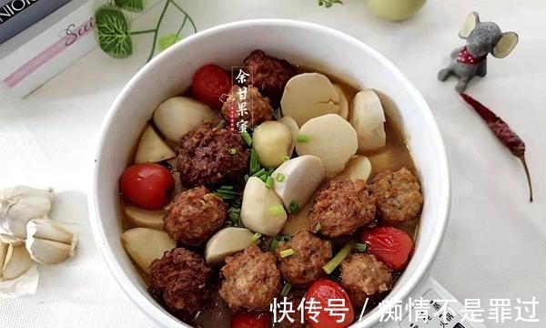 此菜零厨艺,将肉丸子与这食材同搭配,炖一炖上桌,光盘不浪费