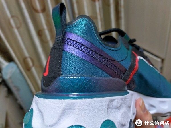  鞋面|肥仔王的鞋柜 篇十五：设计与性价比，可以得兼？Nike React Element 55 七夕特别款