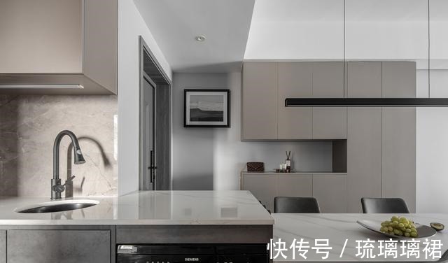 吊顶|哇哦!他家的装修真不赖,全屋设计简洁又大气,以后买房就这样装!