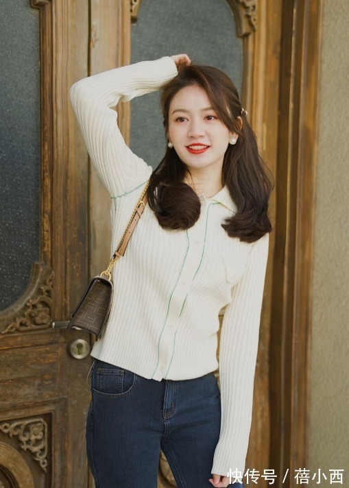 搭配 这才是30、40岁普通人的穿衣典范,自信优雅,基础款穿出高级感