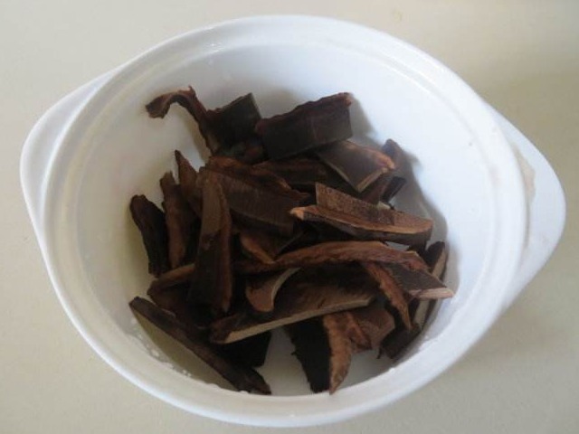 茶温|2种最天然的保肝护肝王食物,泡水喝堪称“强肝剂”,你都见过吗