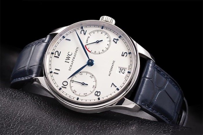 适合三十岁男性佩戴的手表有哪些？