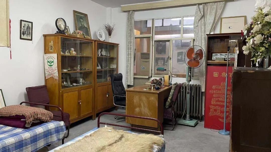  缅怀|全国众多“粉丝”齐聚，只为缅怀福州这位巨星！