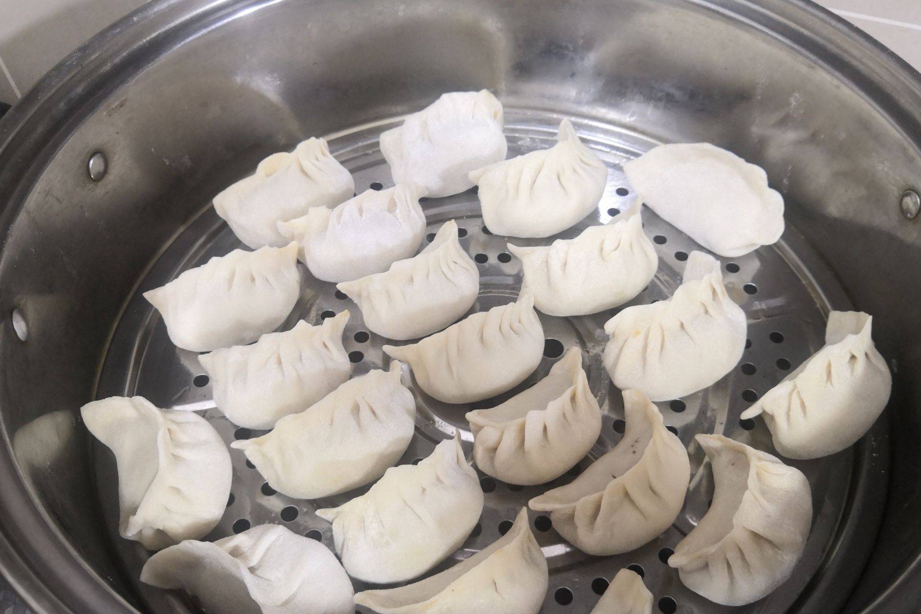 蒸饺|秋天了，用冬瓜和它包饺子，比韭菜馅味美，大人小孩都爱吃