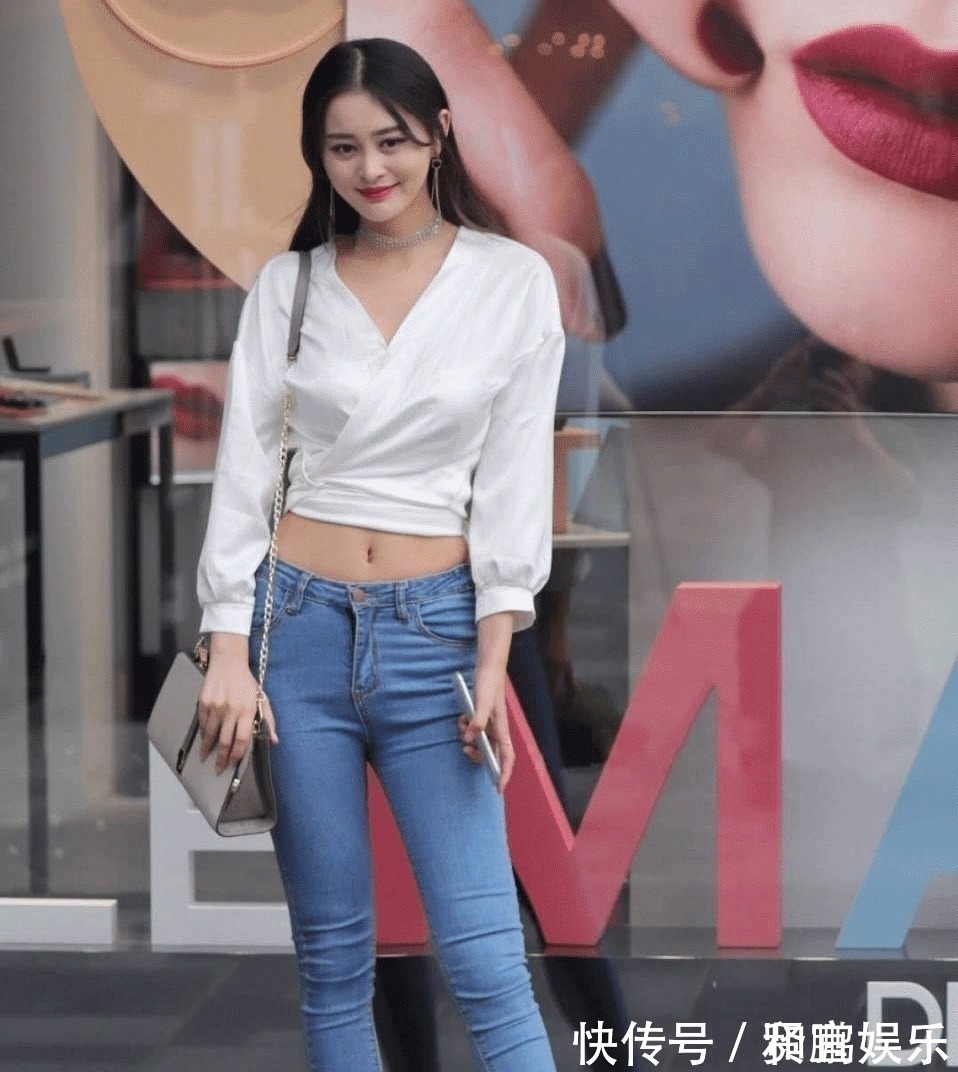 穿搭 牛仔裤配衬衫,简单而不失时尚,出门约会再合适不过了!