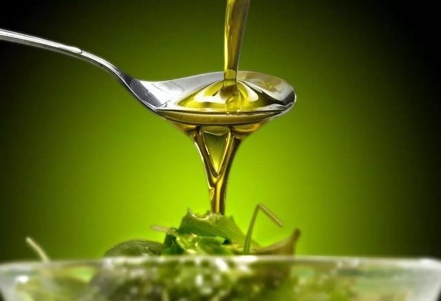 苏子油|血管不好，手先知，手上出现3个迹象，暗示血管已经很堵了