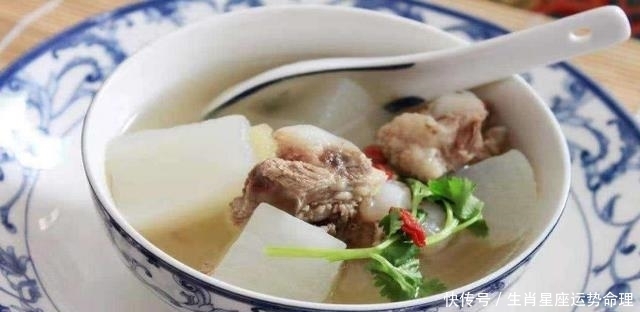 过后|大雪节气过后,炖菜更受欢迎,炖上一锅超暖胃,一碗米饭都不够吃