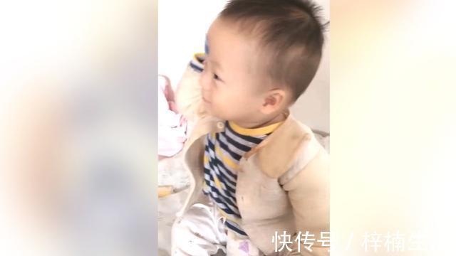 父母|爸爸逗萌娃说要给他换个妈妈，宝宝说了啥，被怼的无言以对了