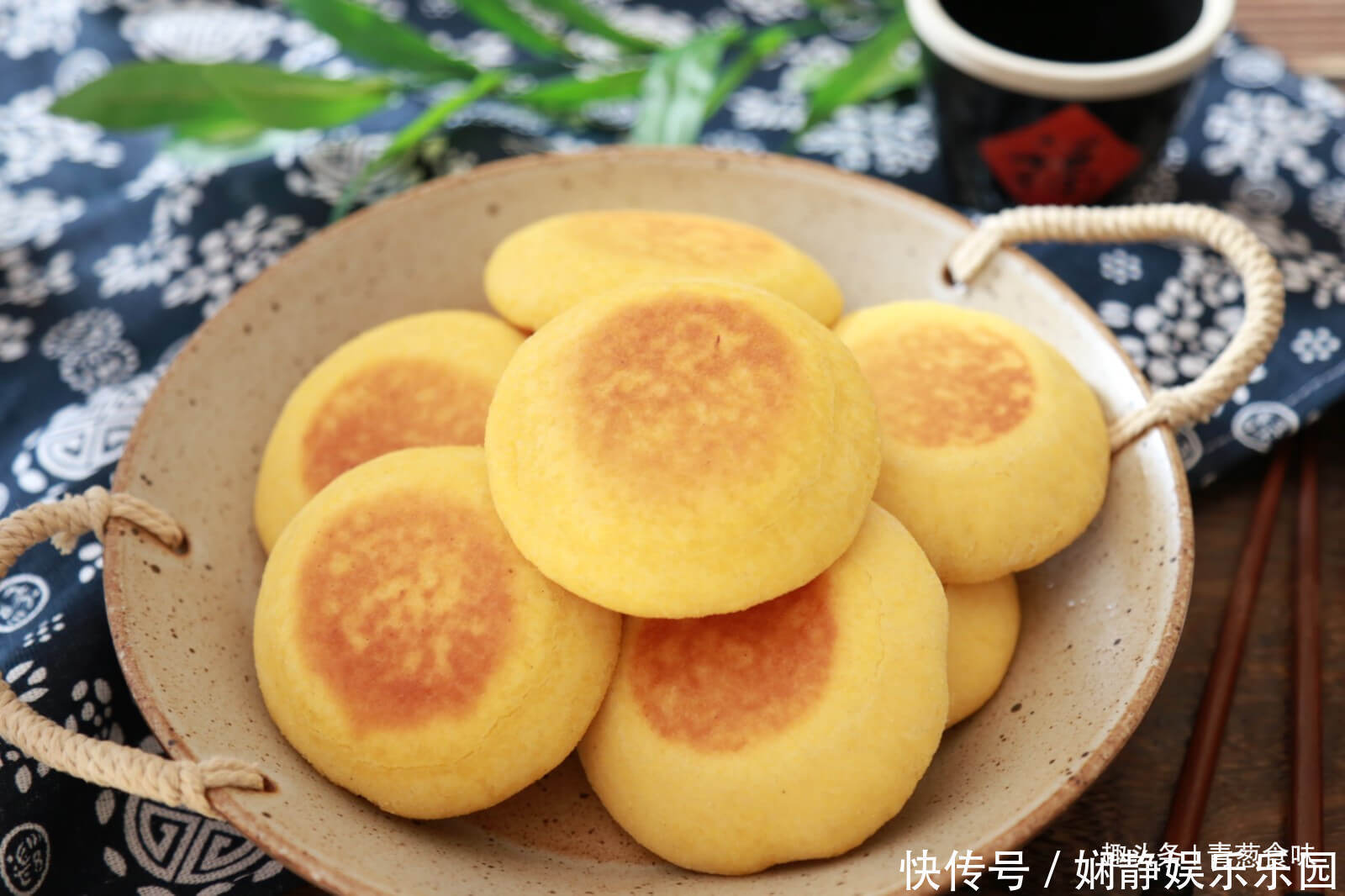  早餐|早餐学着做粗粮，制作简单不加水，香甜松软有营养，全家人都爱吃