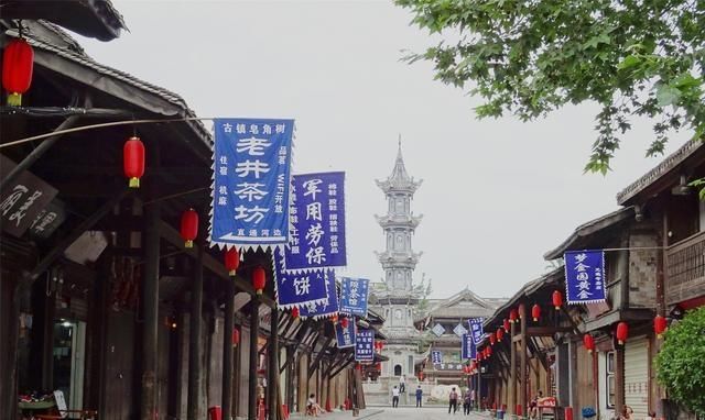 游客|四川这个宝藏景区火了，四大集镇之一，没有商业化，解压首选地！