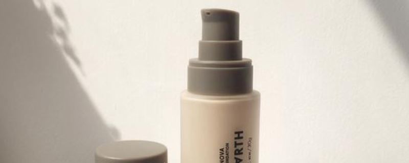 用了粉底液还用气垫叠加吗