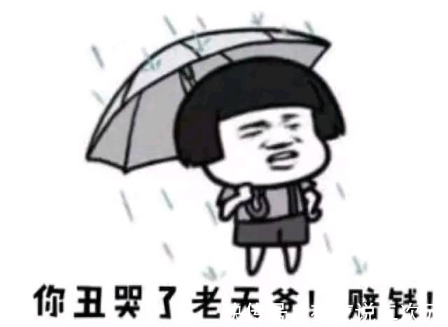 |笑话段子,闺蜜:那边不是有个男人看着你笑啊!