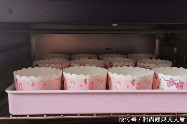 蛋糕|蛋糕这样做真简单,只要1步做对了,暄软喷香比买的好,赶紧试试