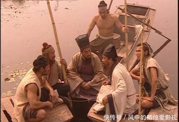 在场|林冲火并王伦时,王伦的手下都在场,为何却没有一个站出来阻止?